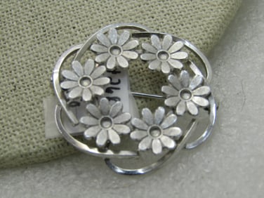 Vintage Sterling Silver Daisy Brooch, Van Dell, Mid-Century, 5.34 gr.