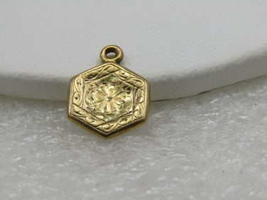 Vintage 12kt Gold Engraved Floral Charm/Pendant, Six Sided