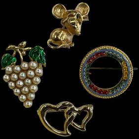 Vintage Lot of Brooches