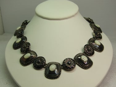 Vintage MOP Round/Square Link Necklace, Magnetic Clasp, 1980's. Southwestern Vibe.