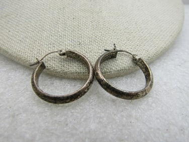Vintage Sterling Silver Hoop Earrings, Pierced, 1" tall with hinged locking posts and 3.5mm wide and