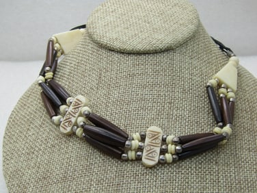Vintage Costume Warrior/Tribal Necklace, Unisex, 31"