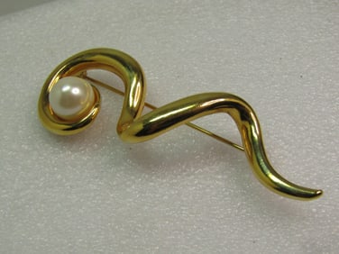 Vintage Squiggle Faux Pearl Brooch, 1990's. Mod Design