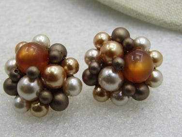 Vintage Japan Beaded Clip Earrings, Tan/Amber/Cream, Mid-Century NL