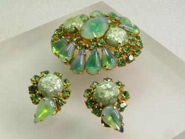 Vintage Green Rhinestone Givre Opalescent Brooch & Earrings Set, Juliana Style, Mid-Century