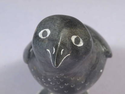 Vintage Native American Canadian Stone Carving bird Duck Signed EJ Sticker 1988: This is a vintage Native American Figurine. The carving is a beautiful bird or duck figure. The figurine is made from soapstone. It has the original Canada Sticker. It looks it is made in 1988. It is
