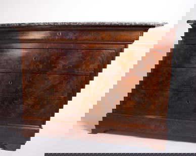 French Marble Top Chest of Drawers Louis Philippe 1840 cubain mahogany: Made in France in the 1840's this chest of drawer is the first " modern " style born of the industrialization age just being implemented , the classic book matched veneering was easier to achieve with