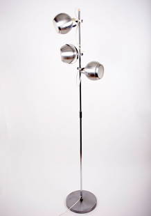 Vintage floor lamp with 3 globes "eyes-ball" by Goffredo Reggiani 1970: Reggiani founded his eponymous lighting factory in Brianza, Italy, a region known for its tradition in industry. In his designs, Reggiani utilized mainly chrome, as well as opaline glass and teak, to