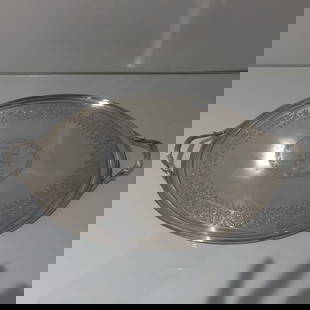 19th Century George III Antique Sterling Silver Oval Tray London 1793 Thomas Hannam & John Crouch II: Title:19th Century George III Antique Sterling Silver Oval Tray London 1793 Thomas Hannam & John Crouch II Description:Description A very good example of a late 18th century oval reed border tray. The