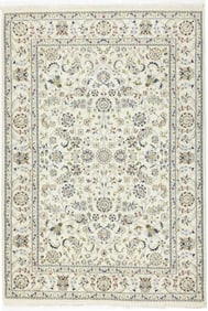 Cream Floral 5'5X7'9 Indo-Nain Oriental Rug