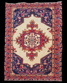 Hand Knotted Heriz Rug 6.3 x 4.5 Ft