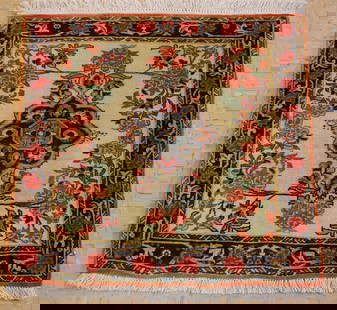 Persain BIJAR RUG 2' x 2' 1": Title:Persain BIJAR RUG 2' x 2' 1" Description:OLD,ANTIQUE HIGHLY DETAILED FINE KORK WOOL_HIGH KPSI CLASSIC VILLAGE WOVEN AUTHENTIC HAND KNOTTED Persian BIJAR RUG...Highly detailed Floral design patte
