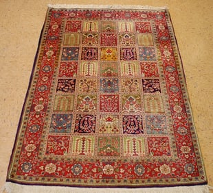 Persian SARUK RUG 3'6' x 5'.3"