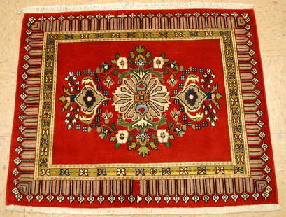 PERSIAN BIJAR RUG 2'6"x3': Title: PERSIAN BIJAR RUG 2'6"x3' Description: OLD,ANTIQUE FINE HIGH KPSI_KORK WOOL_CLASSIC VILLAGE WOVEN AUTHENTIC HAND KNOTTED PERSIAN-BIJAR ORIENTAL RUG .with exact size of 2'6"x3' Multicolor ALL OV