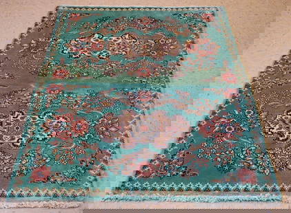 Persian KASHAN RUG 3.5x4.9: Title: Persian KASHAN RUG 3.5x4.9 Description:OLD,ANTIQUE FINE KORK WOOL SUPER HIGHLY DETAILED HIGH KPSI AUTHENTIC HAND KNOTTED Persian KASHAN RUG ........size is a unique 3' 5" x 4' 9".......Very fin