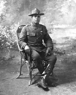 WWI, AFRICAN AMERICAN WITH MARKSMANSHIP BADGE: Title: WWI, AFRICAN AMERICAN WITH MARKSMANSHIP BADGE Artist/Source: UNKNOWN Original Date: WWI Dimensions: 8X10 or 10X8 ACCORDINGLY Description: || UNITED STATES SHIPPING ONLY! || This lot is a Dye Ba