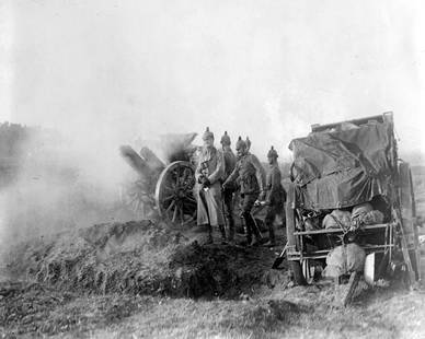 WWI, GERMAN FIELD GUN ACTION: Title: WWI, GERMAN FIELD GUN ACTION Artist/Source: Bain News Service Original Date: WWI Dimensions: 8X10 or 10X8 ACCORDINGLY Description: || UNITED STATES SHIPPING ONLY! || This lot is a Dye Based Pho