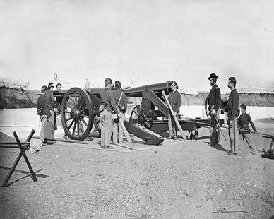 C. 1861, ARTILLERY DRILL IN FORT. DEFENSES OF WASHINGTON, BY MATTHEW BRADY: Title: C. 1861, ARTILLERY DRILL IN FORT. DEFENSES OF WASHINGTON, BY MATTHEW BRADY Artist/Source: MATTHEW BRADY (1822-1896) Original Date: 1861 Dimensions: 8 x 10 Description: || UNITED STATES SHIPPING
