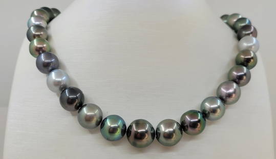 PEARL INSTITUTE CO. Certified Multi Tahitian Pearls - Huge Size - 11.0x14.7mm Necklace: Title: PEARL INSTITUTE CO. Certified Multi Tahitian Pearls - Huge Size - 11.0x14.7mm Necklace Description: This necklace is in the category of the Tahitian Pearls according to the tested results and t