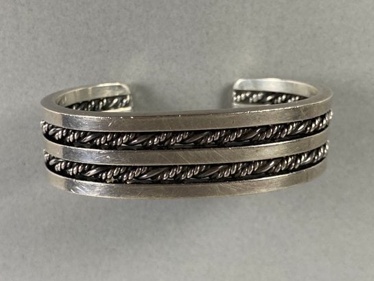 Iconic Navajo Sterling Silver Cuff Bracelet With Double Braided Rope Design Marked HM Sterling (1 of 14)