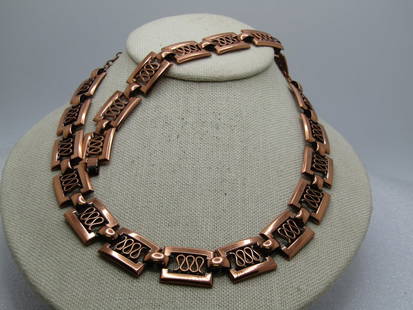 Vintage Renoir Scrolled Copper Necklace, Bracelet, Single Earring. Mid-Century: Vintage Renoir Scrolled Copper Necklace, Bracelet, Single Earring. Mid-Century. The necklace is 21" which includes the extender chain which makes the necklace adjustable from 16" to 21". It has