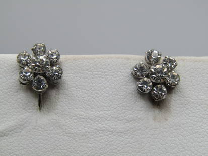 Vintage Clear Rhinestone Blossom Earrings, Screwbacks. Bridal, Mid-Century: Vintage Clear Rhinestone Blossom Earrings, Screwbacks. Bridal Mid-Century. Very clean and in a style from the 1940's - age is estimated 1950's or slightly after These have a slightly raised center cle