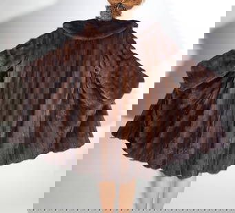 BROWN MINK FUR COAT EU: 3XL ; US: 24: Title: BROWN MINK FUR COAT EU: 3XL ; US: 24 Size/Dimensions: Approximate size- EU: 3XL; US: 24 : Important details: Length: 105cm/41.34in -Shoulders width:55cm/21.65in -Sleeve Length:55cm/21.65in -Bus