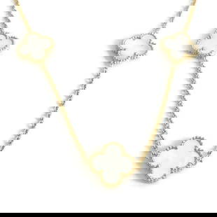 White Mother of Pearl Clover Station Pendant Necklace 18K Yellow Gold, 16.85 Gr: White Mother of Pearl Clover Station Pendant Necklace 18K Yellow Gold, 16.85 GrMake a statement with this gorgeous necklace! Gemstones: 8 clover shaped white mother of pearl Metal: 18K yellow gold&nbs