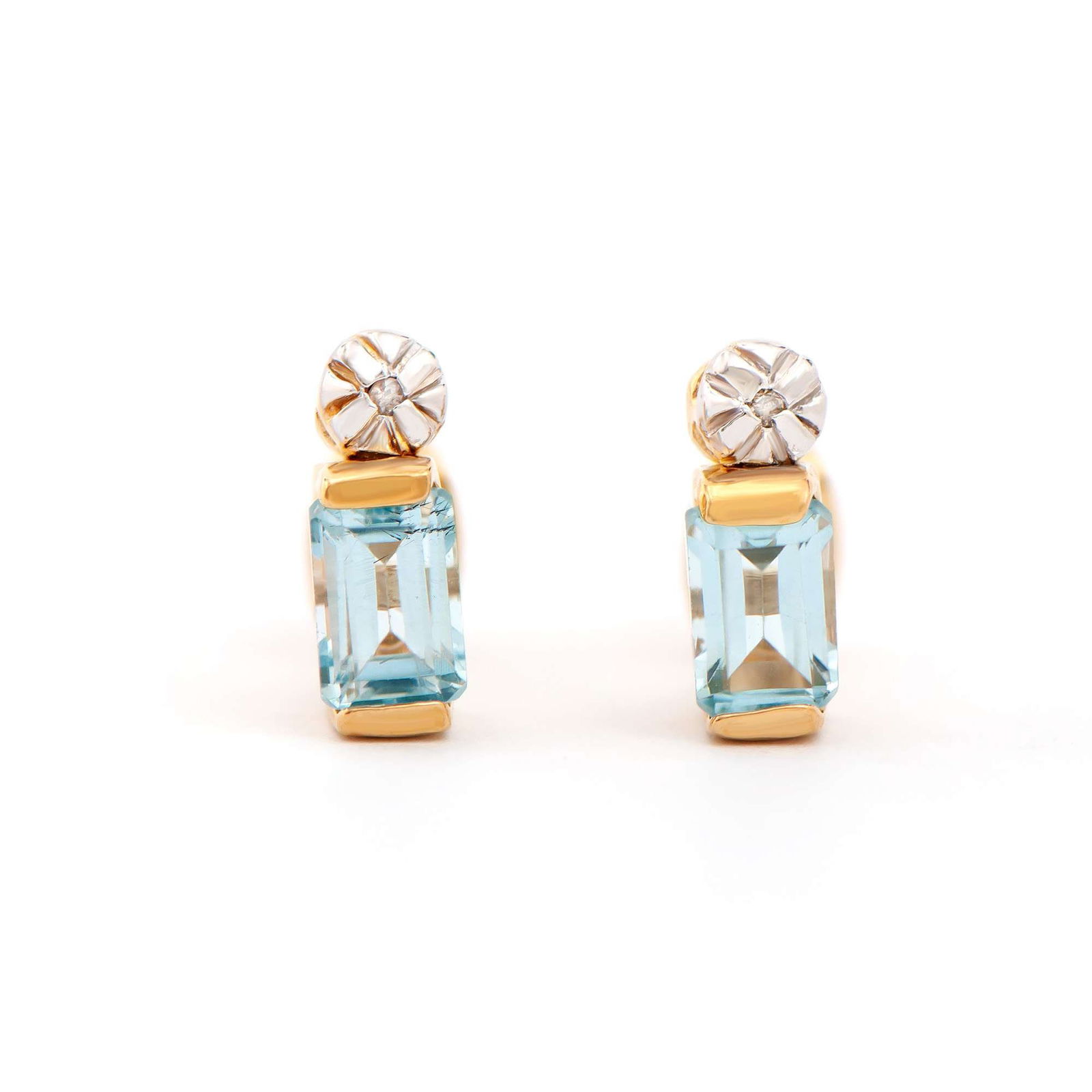 1.34 ctw Blue Topaz & Diamonds 18K Gold Plated Designer Earrings (1 of 2)