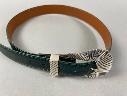 Vintage Pat Areias Blue Lizard Belt w/Sterling Silver Buckle: Title:Vintage Pat Areias Blue Lizard Belt w/Sterling Silver Buckle Description:The belt is made in the USA by Pat Areias and the sterling silver buckle is marked 925. Materials:Genuine Lizard Leather