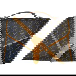 Louis Vuitton Bel Air cloth crossbody bag: Title: SRU0014 Description:LOUIS VUITTON BEL AIR GMThis classy and fashionable handbag is crafted of LV monogram canvas. It features a front flap, top handle and a front belt and buckle. Opens to a co