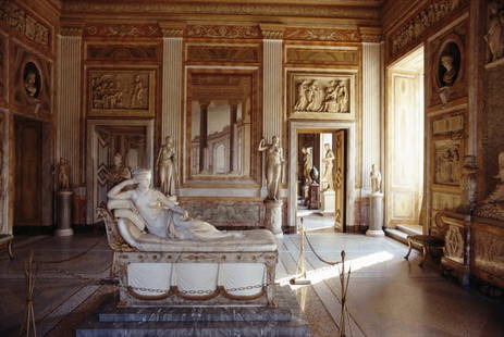 Canova Sculpture ' By Slim Aarons Oversized C Type: Description ' Canova Sculpture ' by Slim Aarons 'Pauline Bonaparte as Venus Victrix', a sculpture by the Italian sculptor Antonio Canova (1757-1822), on display at the Villa Borghese, in Rome, Italy,