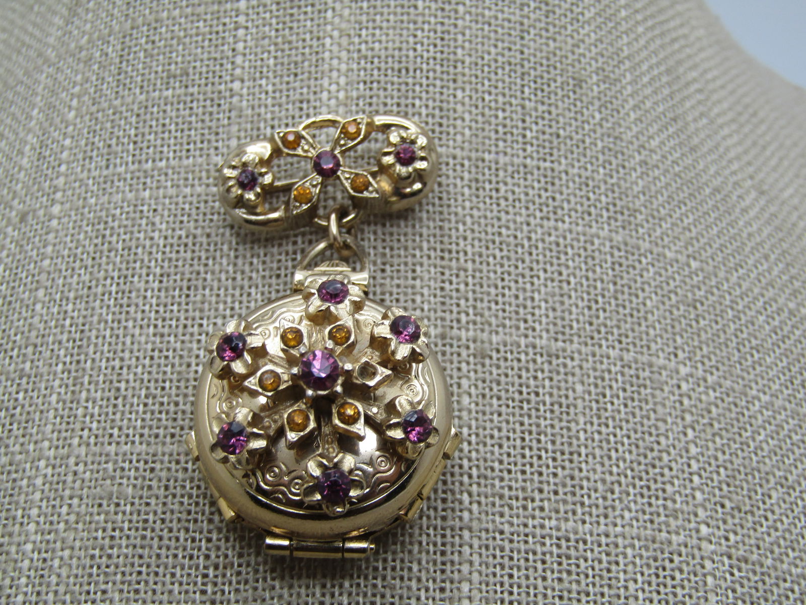 Vintage Coro Rhinestone Photo Locket Brooch, 1950's (1 of 11)