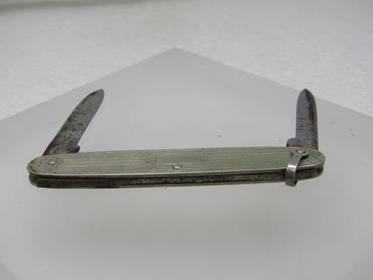 Vintage Engraveable Pocket Knife, 2 Blades, Signed Kent NYC, 1930's-1940's: Vintage Engraveable Pocket Knife, 2 Blades, Signed Kent NYC, 1930's-1940's, art deco themed silver tone metal with ridged lines and engraveable space on front and back. Swing bail. Two blades, 1.25" a