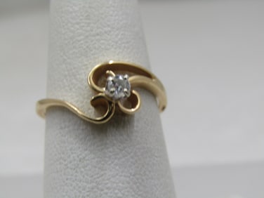 Vintage 14kt Diamond Ring, Size 6.5, .15 CTW Signed, 1960's