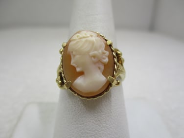 10kt Victorian/Art Nouveau Cameo Ring, Sz. 8.75, Signed