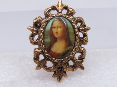 Vintage Mona Lisa Cameo Style Brooch, 1960's, 1.5"