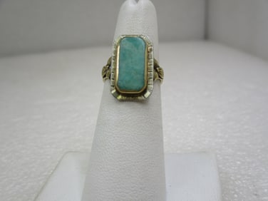 Vintage 1920's-1930's 10kt Green Stone Ring, sz. 5.5