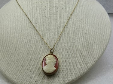 Vintage 10kt G.F. Cameo Necklace, 16.5" , 1930's-1940's