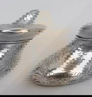 Antique American Sterling Silver Engraved Lidded Box, c.1890–1910: Antique American Sterling Silver Engraved Lidded Box, c.1890&#8211;1910 Offered for sale is a decorative sterling silver lidded box, finely engraved throughout with scrolling floral motifs. The lid be