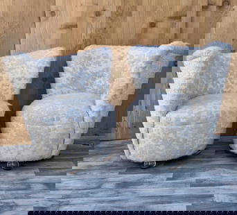 Mid Century Modern Asymmetrical Corkscrew Lounges Newly Upholstered in Boucle - Pair: Vintage from the 1970s Materials: lucite, boucle, sheeps wool blend Mid Century Modern Deco Asymmetrical Corkscrew Lounges Newly Upholstered in "Ivory" Patterned Sheep's Wool Boucle - Pair Gorgeous mi