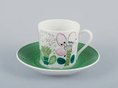 Stig Lindberg for Gustavsberg, Sweden. Rare "Tahiti" coffee cup with saucer. Hand-painted with: Stig Lindberg for Gustavsberg, Sweden. Rare "Tahiti" coffee cup with saucer. Hand-painted with floral motifs. Retro style. From the 1970s/1980s. Marked. First factory quality. In excellent condition.