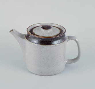 Knabstrup, Denmark, stoneware teapot with gray and brown glaze tones.: Knabstrup, Denmark, stoneware teapot with gray and brown glaze tones. From the 1970s. Perfect condition. Marked. Dimensions: Height 14.0 cm x Diameter 22.5 cm (including handle and spout). Reserve: $1