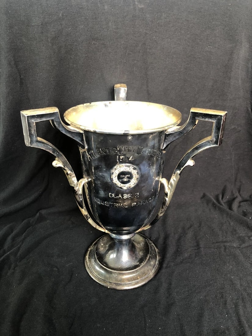 1914 11 1/2” Atlantic City Carnival 3 Handled Loving Cup Trophy (1 of 7)