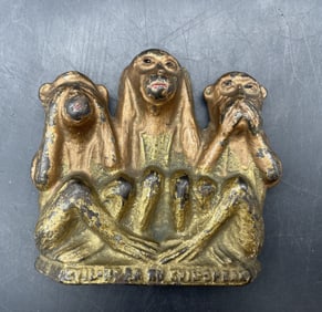1910-12 CAST IRON "THREE WISE MONKEYS" BY AC WILLIAMS Bank front plate