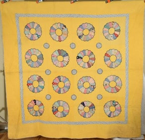 30's Dresden Plate Quilt, Cheddar Background