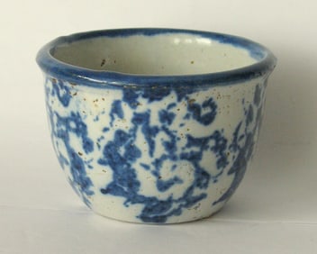 Antique blue & white sponge ware custard cup.