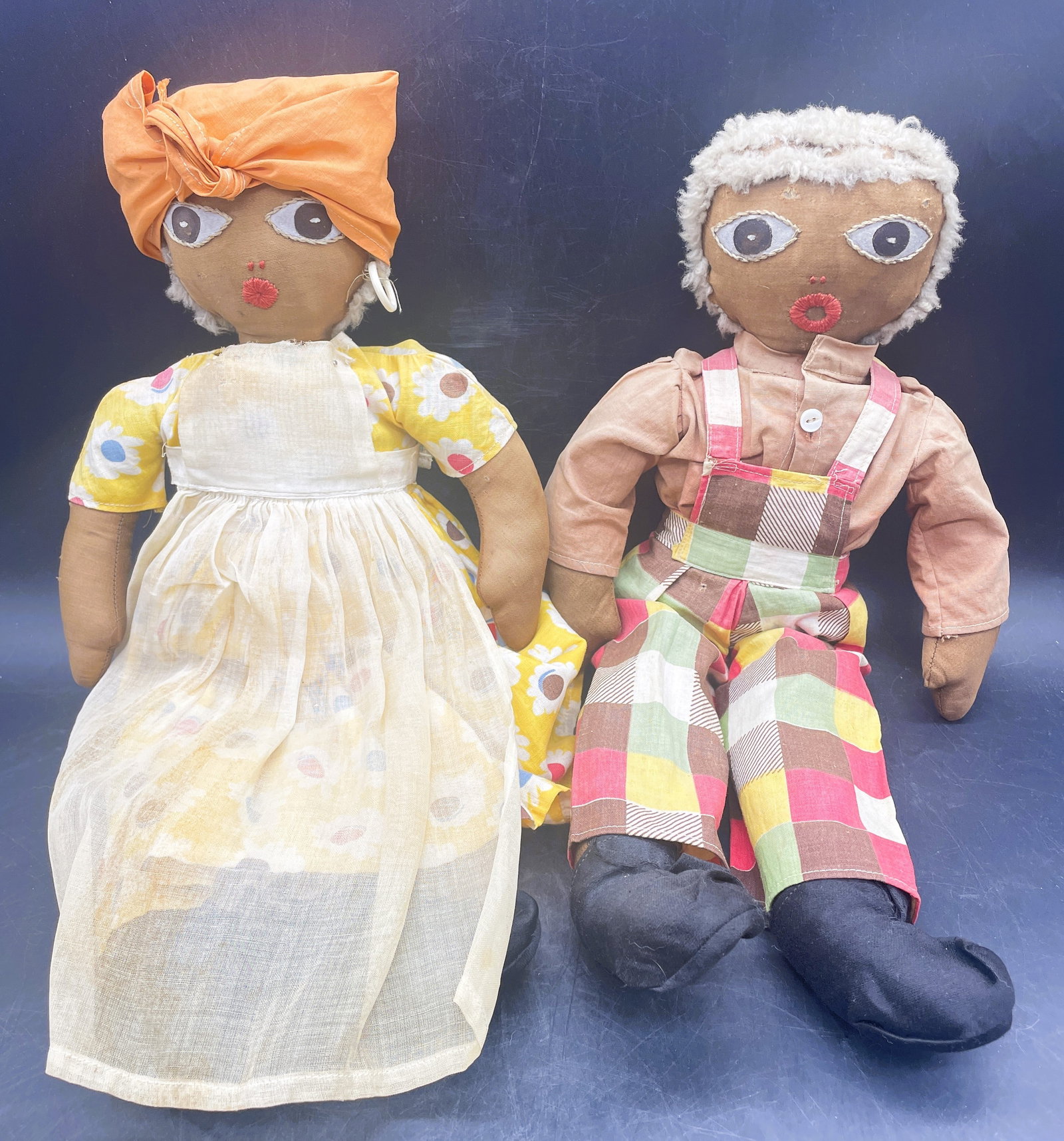 Folk Art Black Americana Man and Woman Cloth Dolls 17": Title: Folk Art Black Americana Man and Woman Cloth Dolls 17" Date/Period: unknown Dimension: Approx. 17" Material: cloth Additional Information: Folk Art Black Americana Man and Woman Cloth Dolls Shi