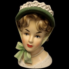Brinns TV 726 7 ¼” Lady Head Vase Green Hat and Bow- “Pearl Necklace”