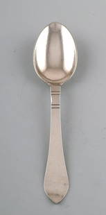 Georg Jensen Continental dinner spoon, hand hammered.: Title:Georg Jensen Continental dinner spoon, hand hammered. Description:Georg Jensen Continental dinner spoon, hand hammered. The cutlery is designed by Georg Jensen in 1906. Stamped. In perfect condi